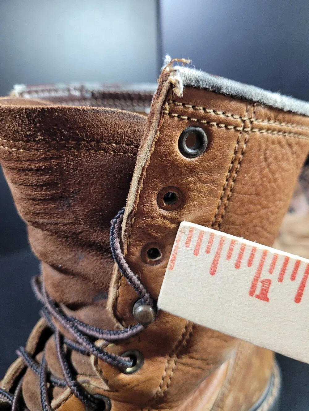 Ariat 37180 Cascade Men’s 8” Waterproof Leather Work Boots Kiltie 12 D Read